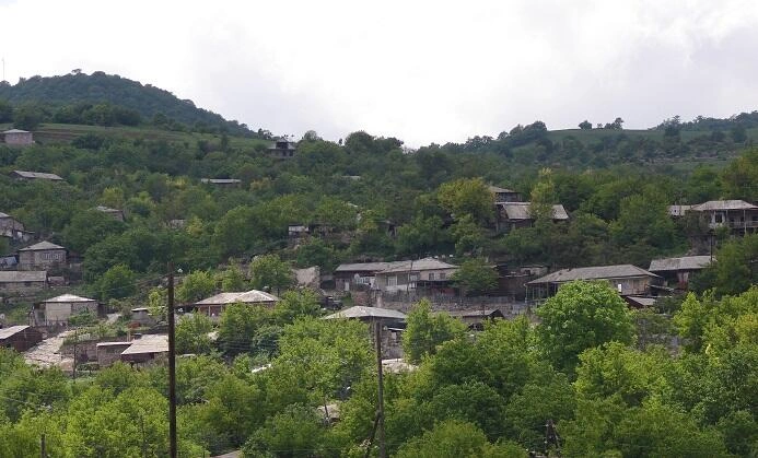 Ermənistanda küçəyə İran şəhərinin adı verildi