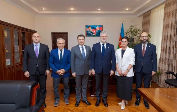 Azərbaycan Tibb Universitetində Türkiyənin Atlas Universitetinin nümayəndə heyəti ilə görüş keçirilib