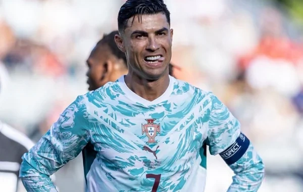 Ronaldu antirekordunu təkrarladı