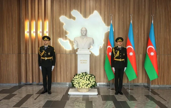 Strateji Obyektlərin Mühafizəsi Dövlət Agentliyində Heydər Əliyevin anadan olmasının 103-cü ildönümünə həsr olunmuş tədbir keçirilib - FOTO