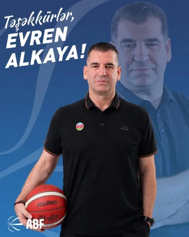 Azərbaycan millisinin baş məşqçisi ilə yollar ayrıldı