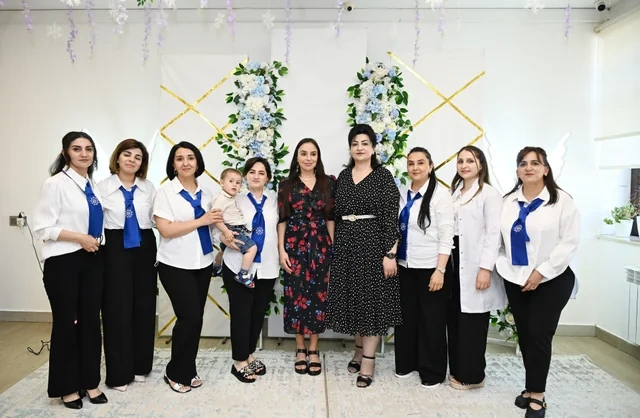 Leyla Əliyeva Şəkidə Uşaq evi sosial xidmət müəssisəsinin sakinləri ilə görüşüb - FOTO