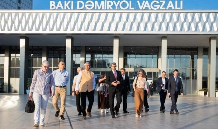 Asiya İnkişaf Bankının Direktorlar Şurasının üzvləri ADY-də...