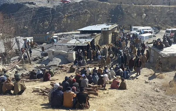 Pakistanda kömür mədəni çöküb: Ölü sayı 34-ə çatıb - VİDEO