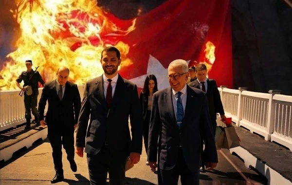 İrəvanda özünü evində hiss edən Serdar Kılıçın acizlik qoxan mədhiyyəsi...