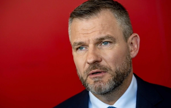 Slovakiya prezidenti Ukraynanın "Mirotvorets" bazasına daxil edildi