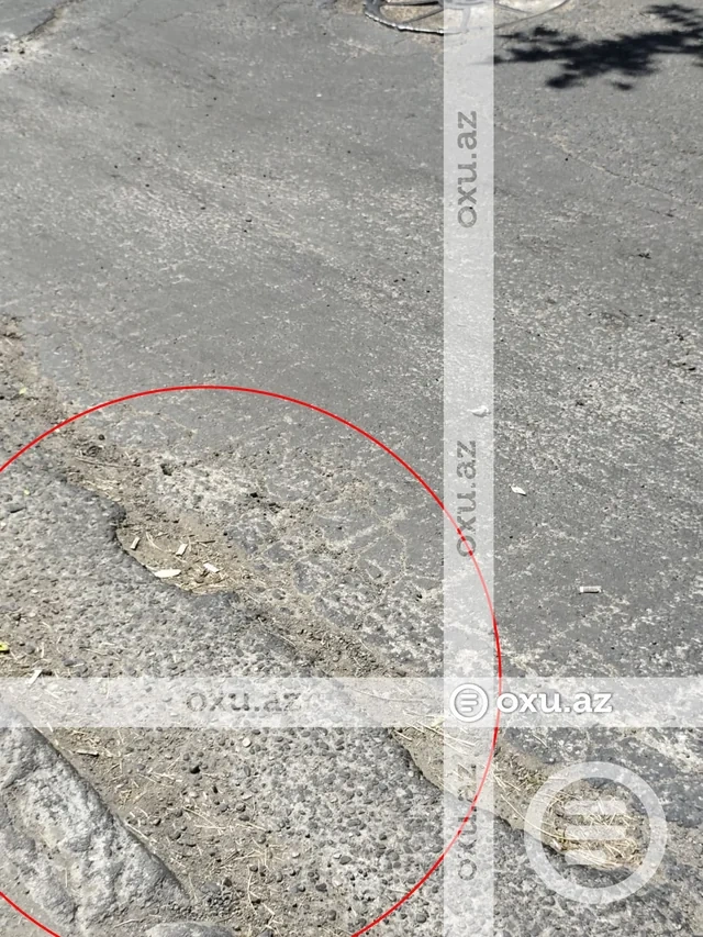 Nəsimi rayonunun mərkəzində yararsız küçələr: "Avtomobillərə ciddi ziyan dəyir" - FOTO