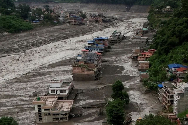Nepalda ölənlərin sayı artır: Son məlumatlar açıqlandı