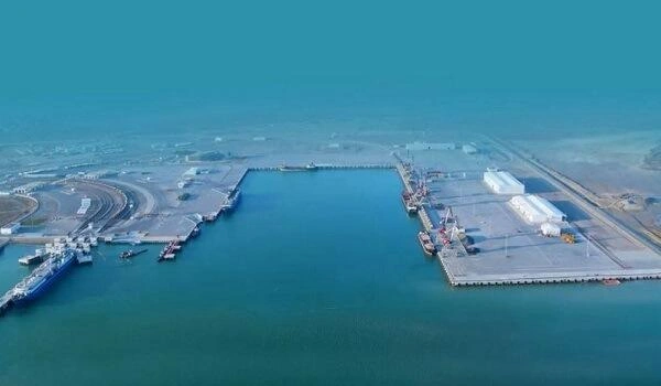 Bakı limanında tonlarla dizel xəbərsiz Rusiya gəmisinə yüklənib