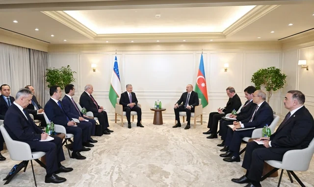 İlham Əliyev Şavkat Mirziyoyev ilə görüşüb - Foto