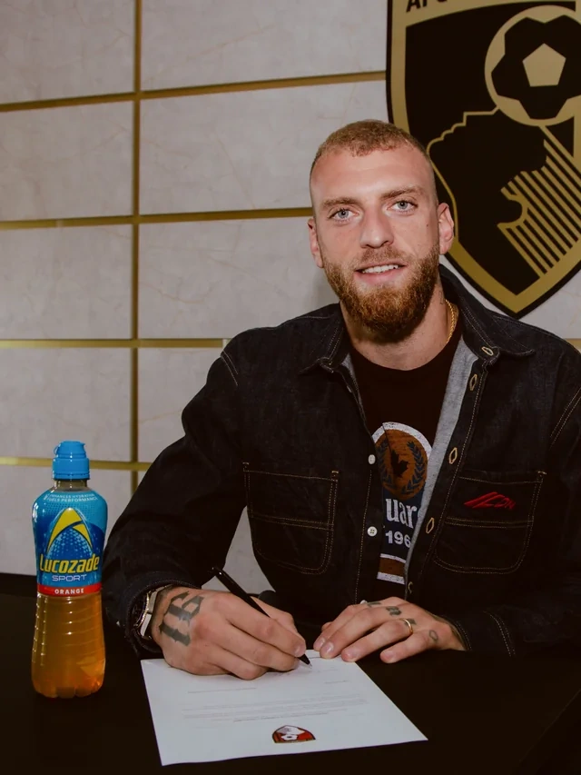 "Yuventus"un qapıçısı İngiltərə Premyer Liqasına keçdi - FOTO