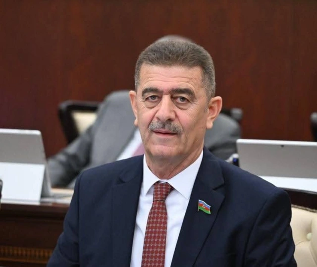 Azərbaycanda ailə institutu təhlükə altındadır? - Dəyərlərin dəyişməsi təklifi