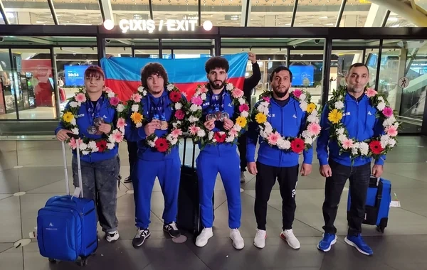 Azərbaycanlı idmançılar Avropa birinciliyindən Vətənə doqquz medalla qayıdıblar