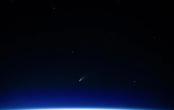 Günəşə yaxınlaşan kometanı gözlə görmək mümkün olacaq