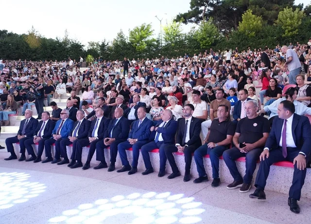 Xətai rayonunda Xalq artisti Niyaməddin Musayevin 85 illik yubileyinə həsr olunmuş görüş keçirilib - FOTO - VİDEO