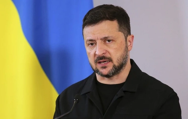 Zelenski: "ABŞ Donbasda sözdə "azad iqtisadi zona"nın yaradılmasını təklif edir"