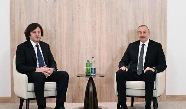 İlham Əliyevlə Kobaxidzde bəyanatlarla çıxış etdilər