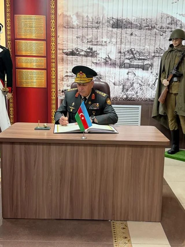 Kərim Vəliyev belaruslu həmkarı ilə regional təhlükəsizliyi müzakirə edib