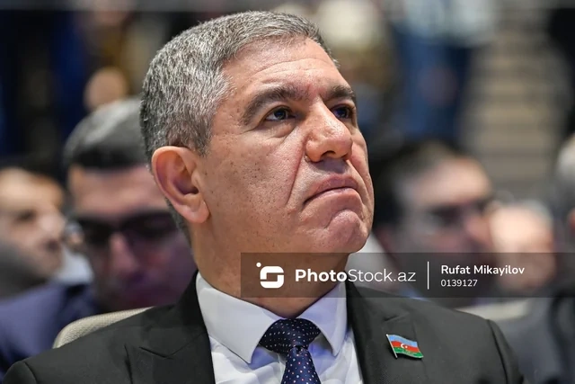 Deputat: "Min manat borcu olan vətəndaşın ölkədən çıxışını məhdudlaşdırmağa nə ehtiyac var?"