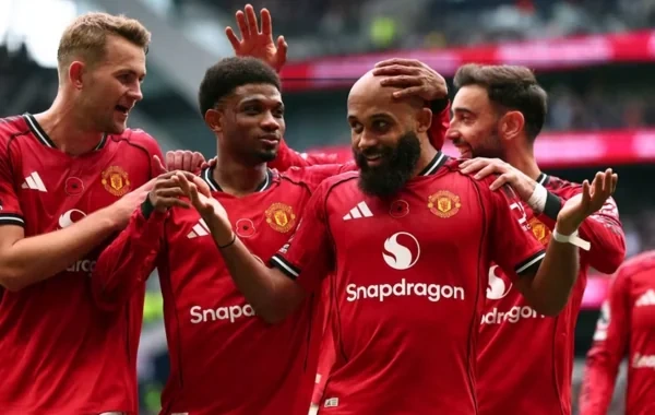 Keçmiş futbolçu "Mançester Yunayted" rəhbərliyini tənqid etdi: "Kerrikə qarşı edilənlər bağışlanmazdır"