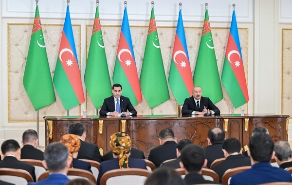 Azərbaycan və Türkmənistan prezidentləri mətbuata bəyanatlarla çıxış ediblər - FOTO - VİDEO