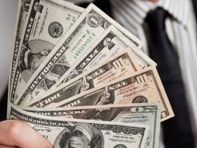 950 milyon sərvəti var, dolana bilmədiyini açıqladı