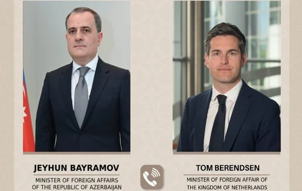 Niderland Krallığının xarici işlər naziri Tom Berendsen Ceyhun Bayramova zəng vurub