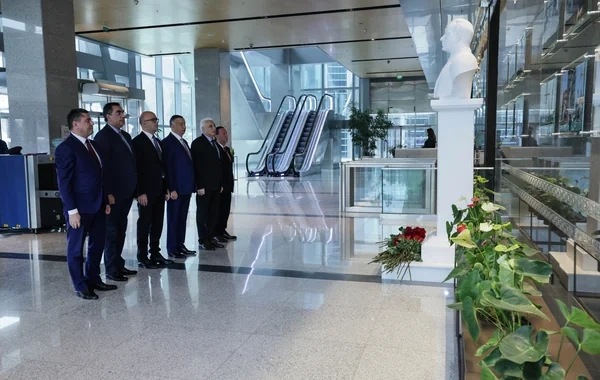 Yeni Azərbaycan Partiyasının VIII Qurultayından irəli gələn vəzifələrə həsr olunmuş tədbir keçirilib - Foto