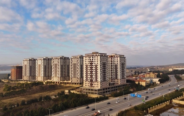 İpoteka, yoxsa daxili hissəli ödənişlə ev? - Planlı maliyyə və uzunmüddətli güvən modeli