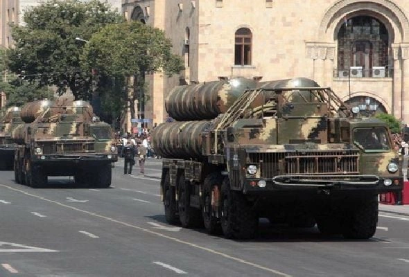 Ermənistan sürətlə silahlanır: 2 milyardlıq yeni saziş...