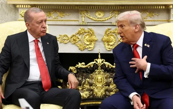 Ərdoğan və Tramp ABŞ-İran atəşkəsini müzakirə ediblər