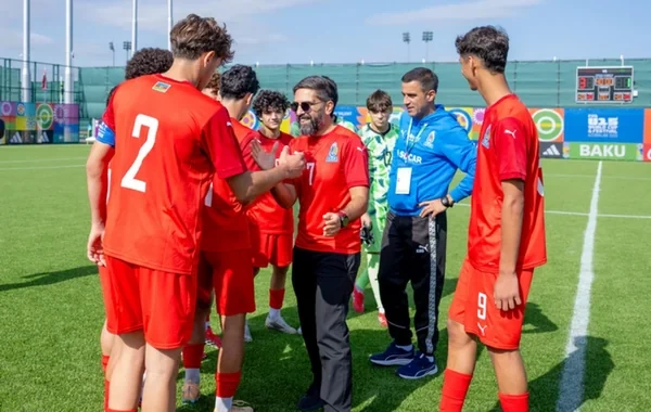 Rövşən Nəcəf və Canni İnfantino U-15 dünya çempionatının oyunlarını izləyiblər - Foto