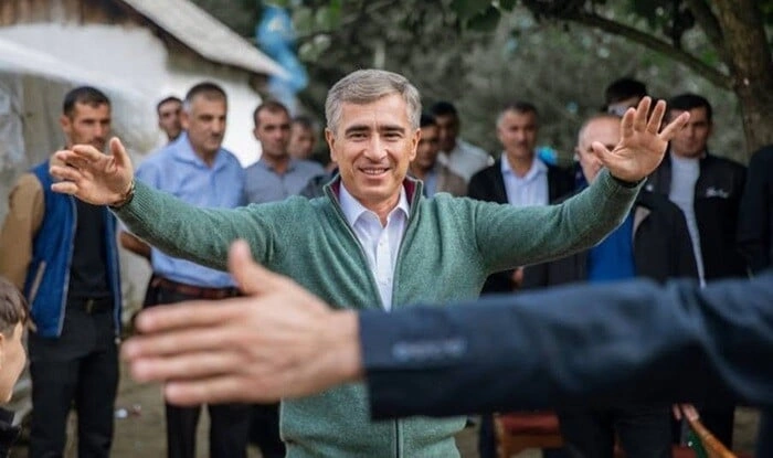 Anar Ələkbərov Pəncəli Teymurovun qardaşının xeyir işində - Foto