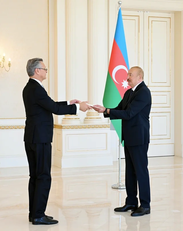 İlham Əliyev Almaniyanın Azərbaycana yeni təyin olunmuş səfirini qəbul edib - FOTO