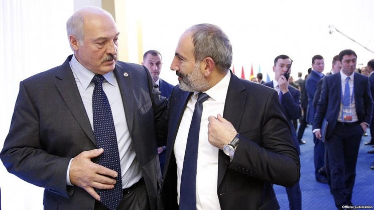 Lukaşenko Paşinyana təşəkkür etdi