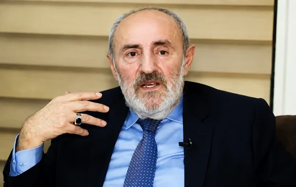 Xalq artistindən HÖRMƏTSİZLİK: "Çırtma çalıb oynayaq?"