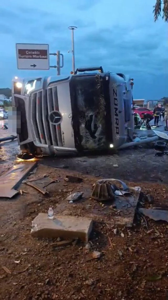 Türkiyədə DƏHŞƏT: Azərbaycanlı qadın aşan TIR-ın altında qalaraq öldü - FOTO/VİDEO