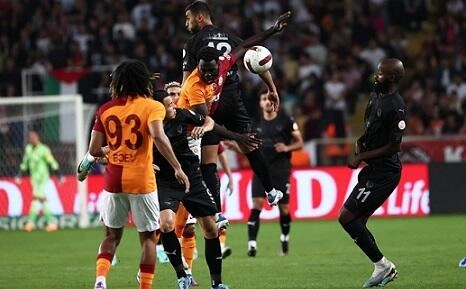 Superkubok finalı: "Fənər" "Qalatasaray"a qarşı - Canlı