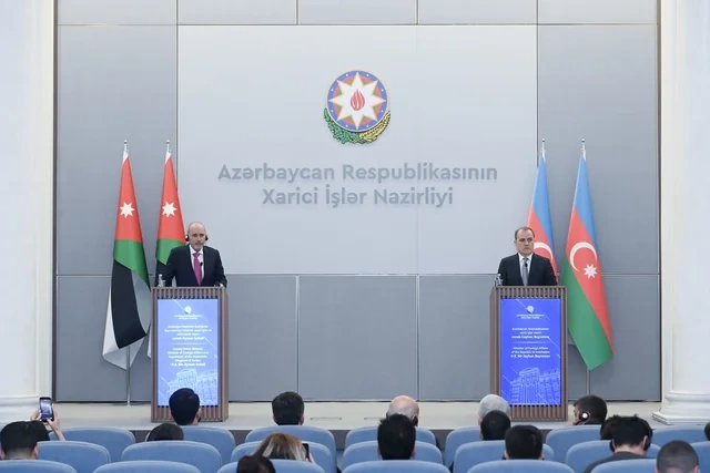 Azərbaycan və İordaniya XİN başçıları nələri müzakirə ediblər? - Mühüm sənəd imzalandı - FOTO