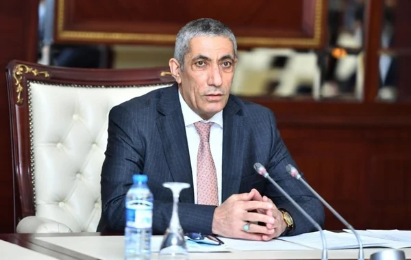 Vətəndaşların banklara borc problemi müzakirəyə çıxarıldı: Deputat həll yolu olaraq hansı təklifi irəli sürdü?