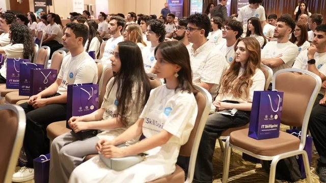 Rəşad Həsənov: "Sənayenin ehtiyaclarına uyğun kadr hazırlığını təşviq edən "Hire and Train" modeli tətbiq olunur"