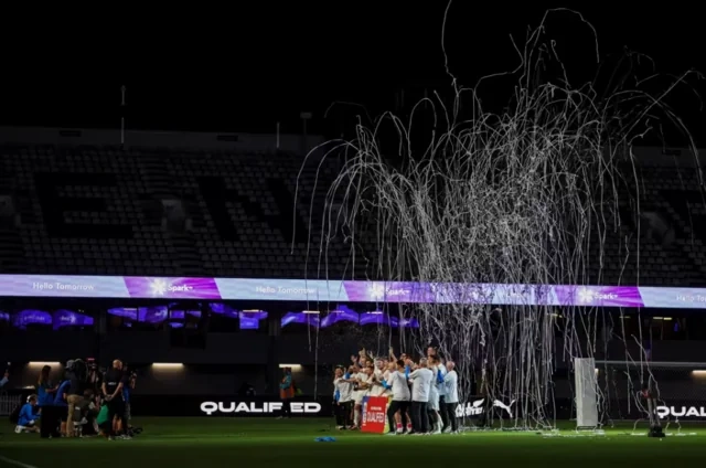 Dünya çempionatına 26 gün qaldı: YENİ ZELANDİYA - "Tam ağlar" - VİDEO