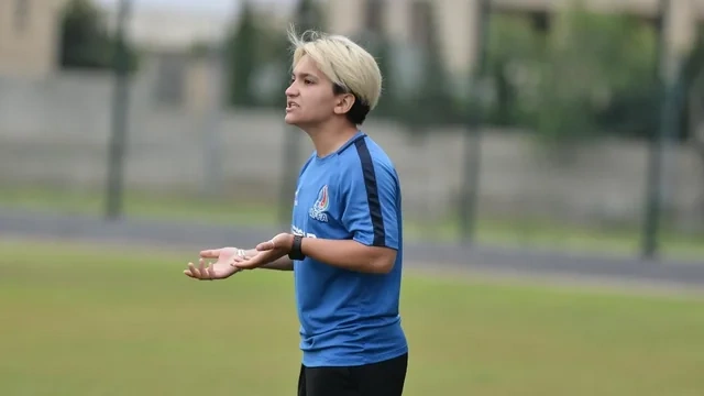 AFFA baş məşqçi ilə müqaviləni ləğv etdi - FOTO