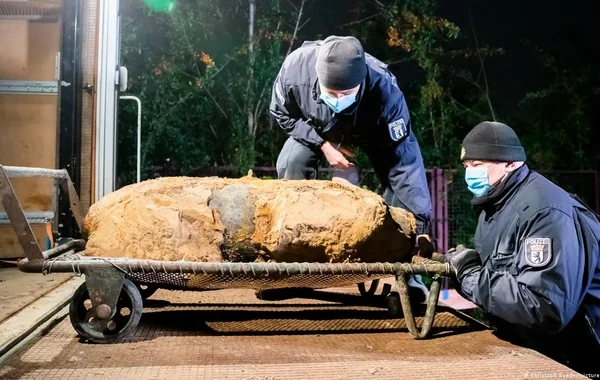 Almaniyada İkinci Dünya müharibəsi dövrünə yeddi bomba tapıldı - VİDEO