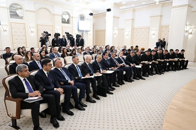 Azərbaycan və Türkmənistan prezidentləri mətbuata bəyanatlarla çıxış ediblər - FOTO - VİDEO