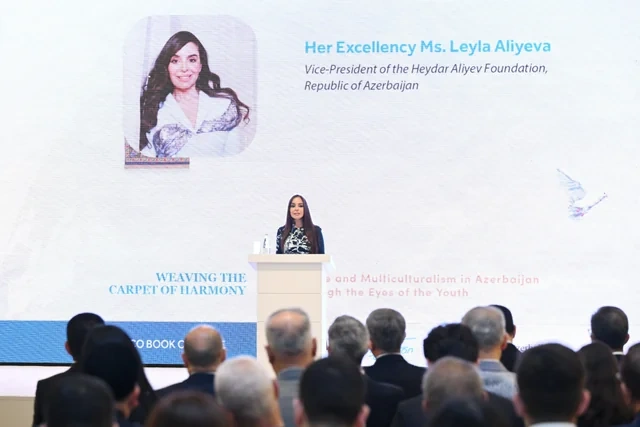 Bakıda ICESCO-nun "Sülh kitabı"nın Azərbaycana həsr edilən III nəşrinin təqdimatı olub - Foto
