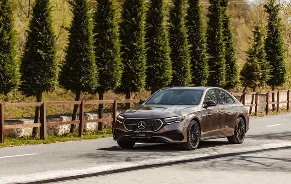 "Mercedes-Benz"in üç seçilən modeli üçün xüsusi imkanlar - Foto