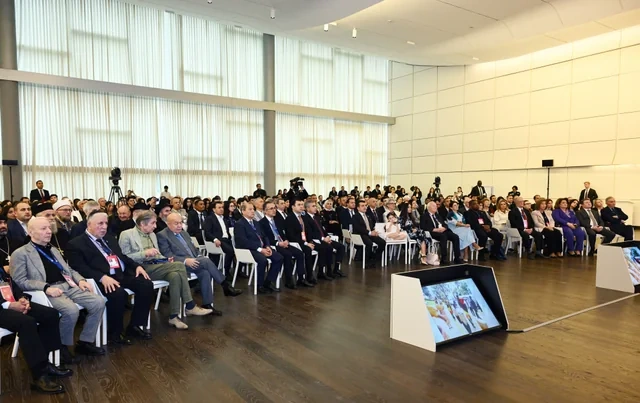 Bakıda ICESCO-nun "Sülh kitabı"nın Azərbaycana həsr edilən III nəşrinin təqdimatı olub - Foto