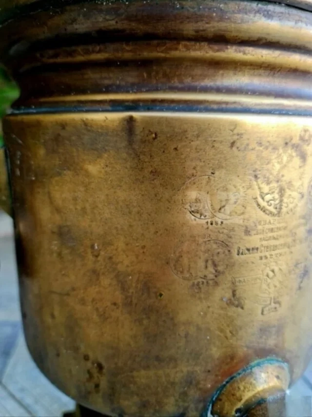 Bakıda avtomobil qiymətinə samovar satılır - FOTO