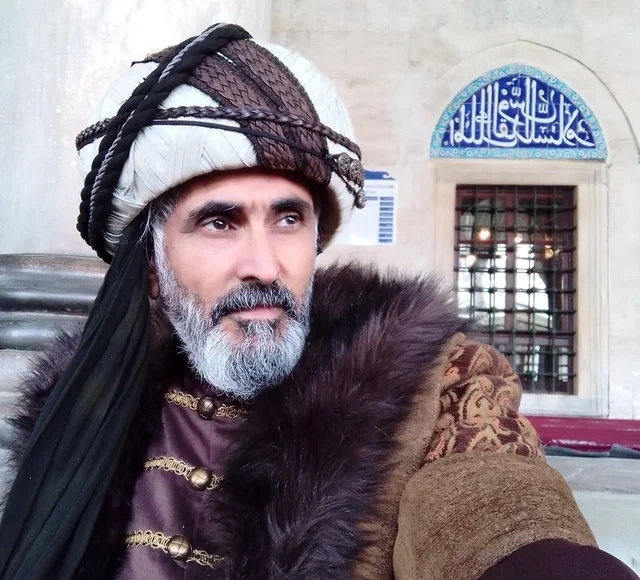 Azərbaycanın axtarışa verdiyi şəxslərdən biri məşhur serialların aktyoru olub - Foto